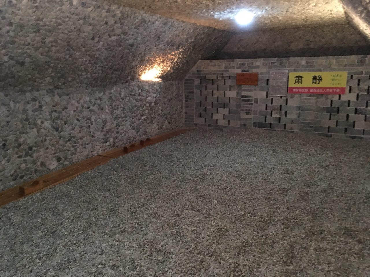 Комната с горячими камнями